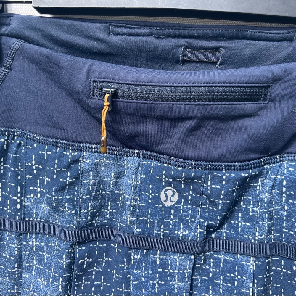 Lululemon pace Setter Skirt 4 Tall
Exploded Sashiko Cross Inkwell Ghost Inkwell - Picture 3 of 4